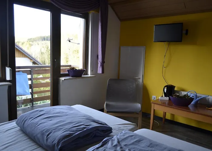 Sunrise 住宿加早餐酒店 黑伦塔尔